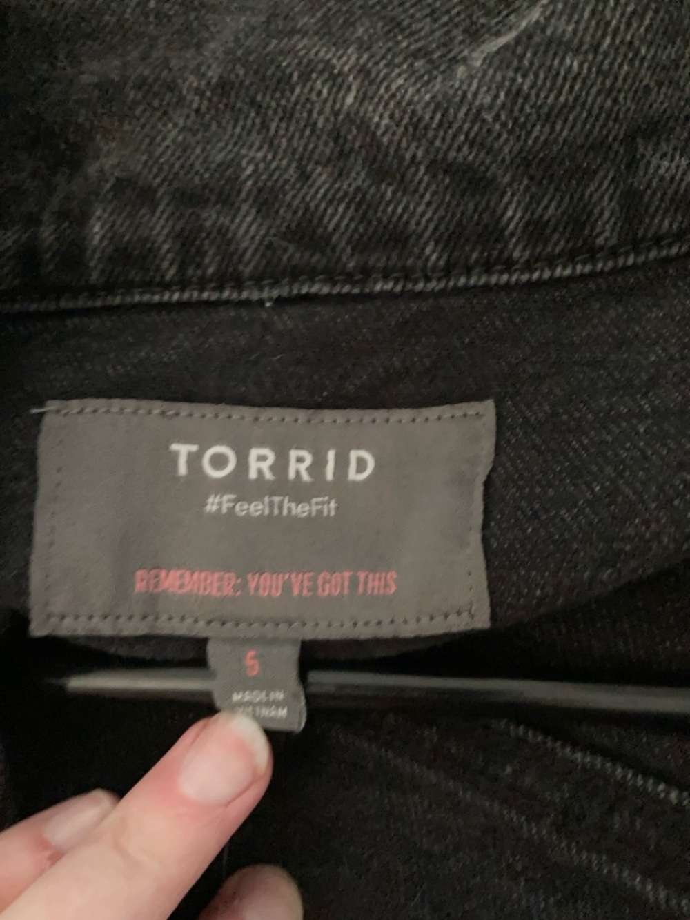 Trucker Puff Sleeve Jacket - Denim black distressed